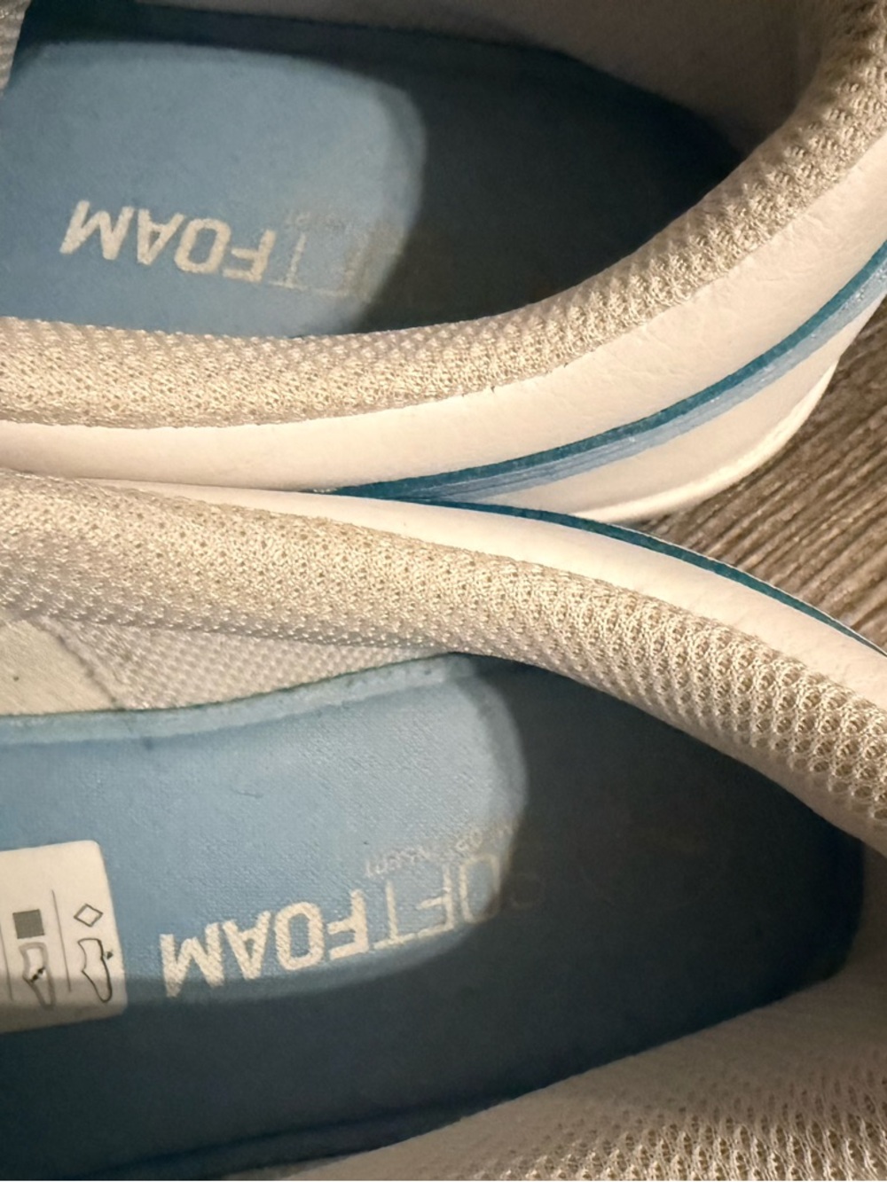 Women’s Puma sneakers Sz 8.5 - Picture 6 of 7